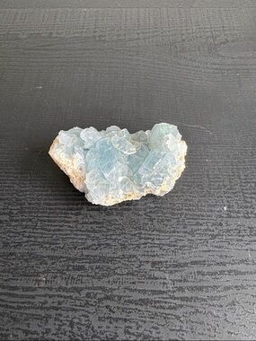 Celeste crystal cluster